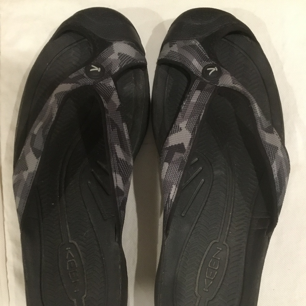 Keen Men 11.5 Sandal Flip Flop